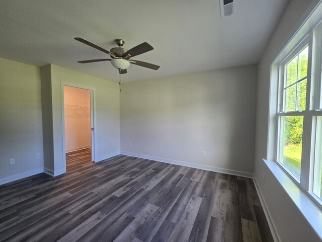 Building Photo - Brand new unfurnished 2 bedroom, 1 bath du...