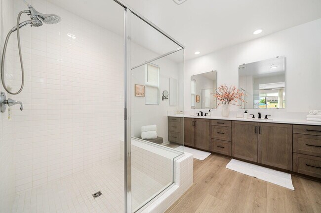 Building Photo - 81887 Via Encinitas