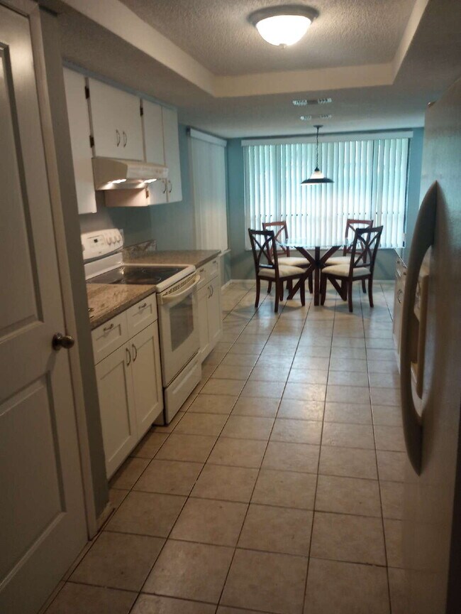 Building Photo - 4207 Pierce Ct