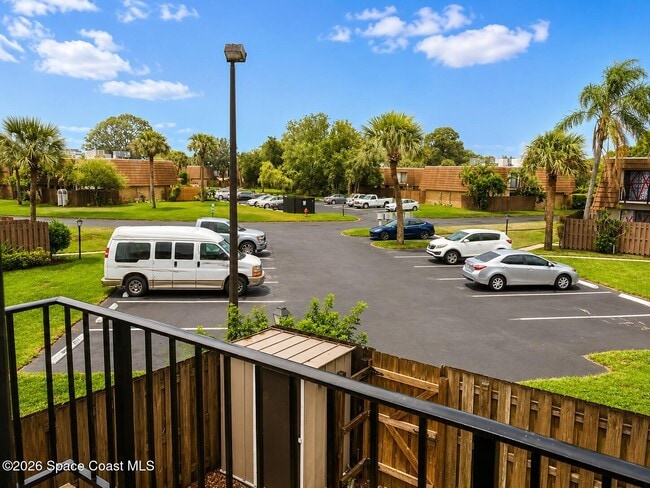 Building Photo - 2117 Patty Cir NE