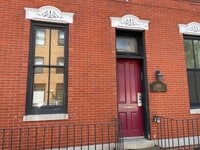 Building Photo - 1601 Shakespeare St