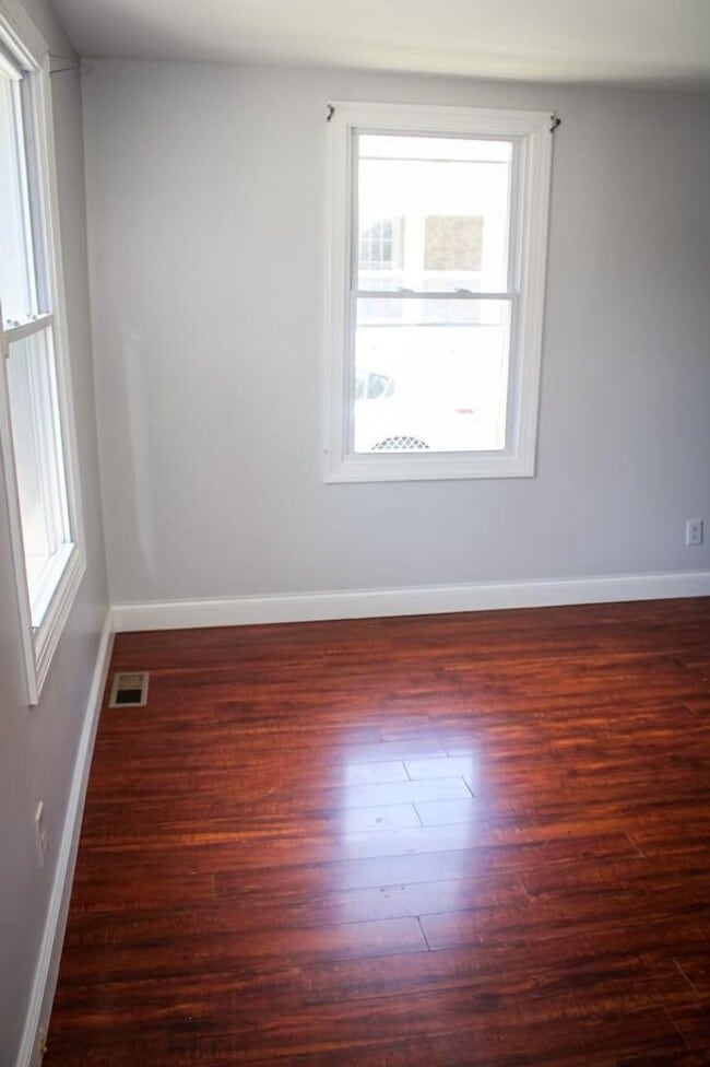 Building Photo - Stunning 3-Bedroom Home with Modern Amenities in a Prime Neighborhood!