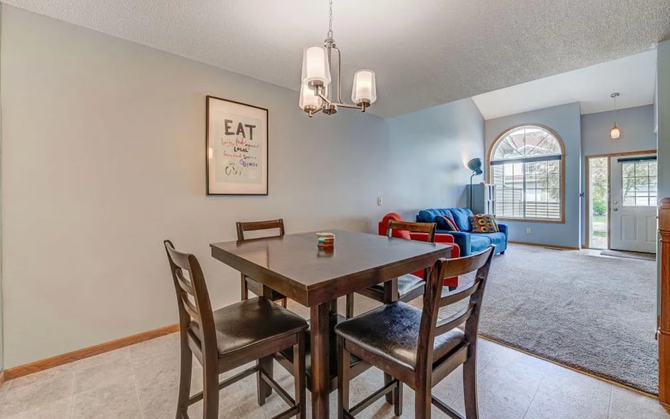 Building Photo - 2212 Salvia Ln