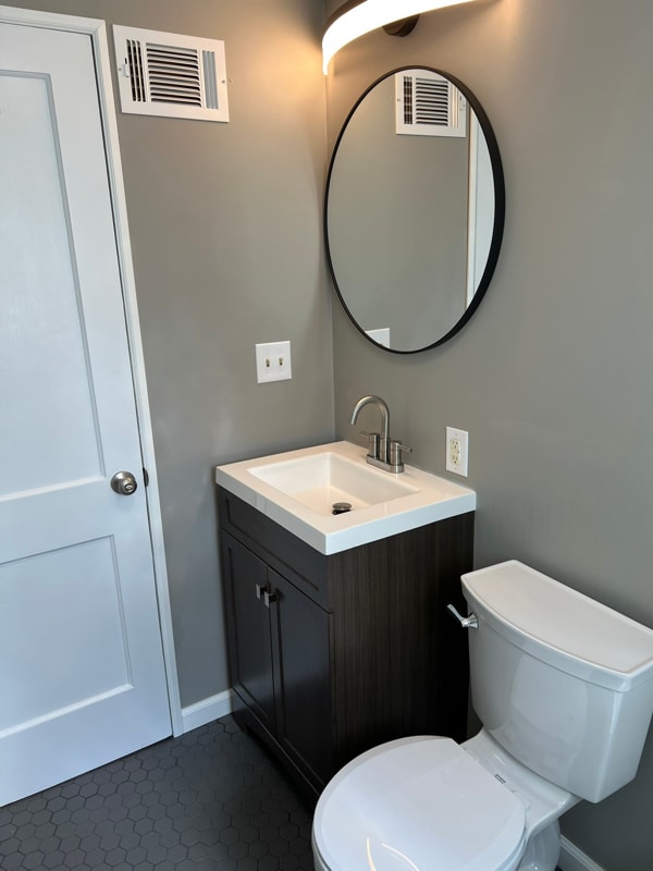 Building Photo - 5136 Fieldcrest Dr