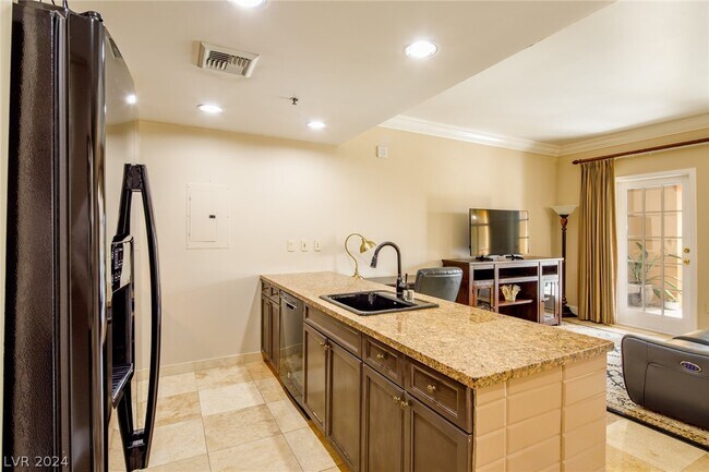 Building Photo - 30 Strada Di Villaggio