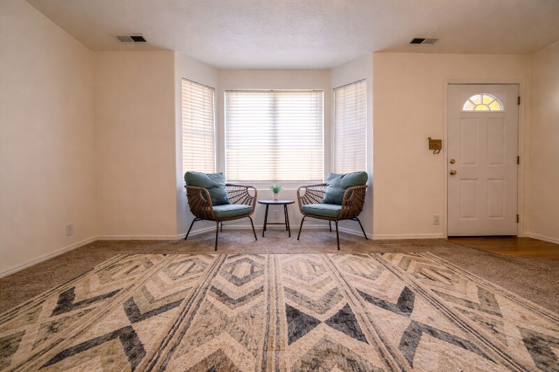 Building Photo - 991 N 2100 W