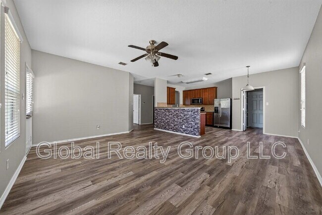 Building Photo - 16222 Galloping Oak