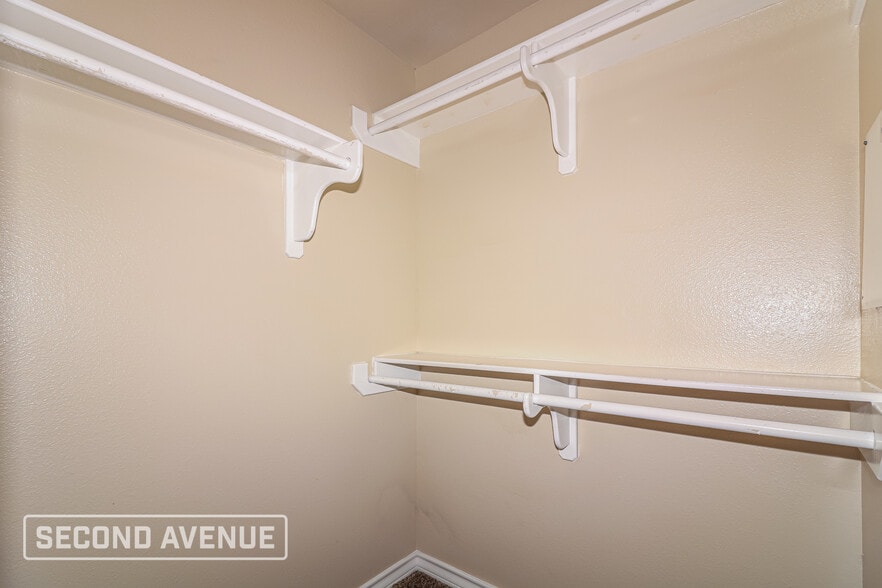 Building Photo - 6701 Newman Dr