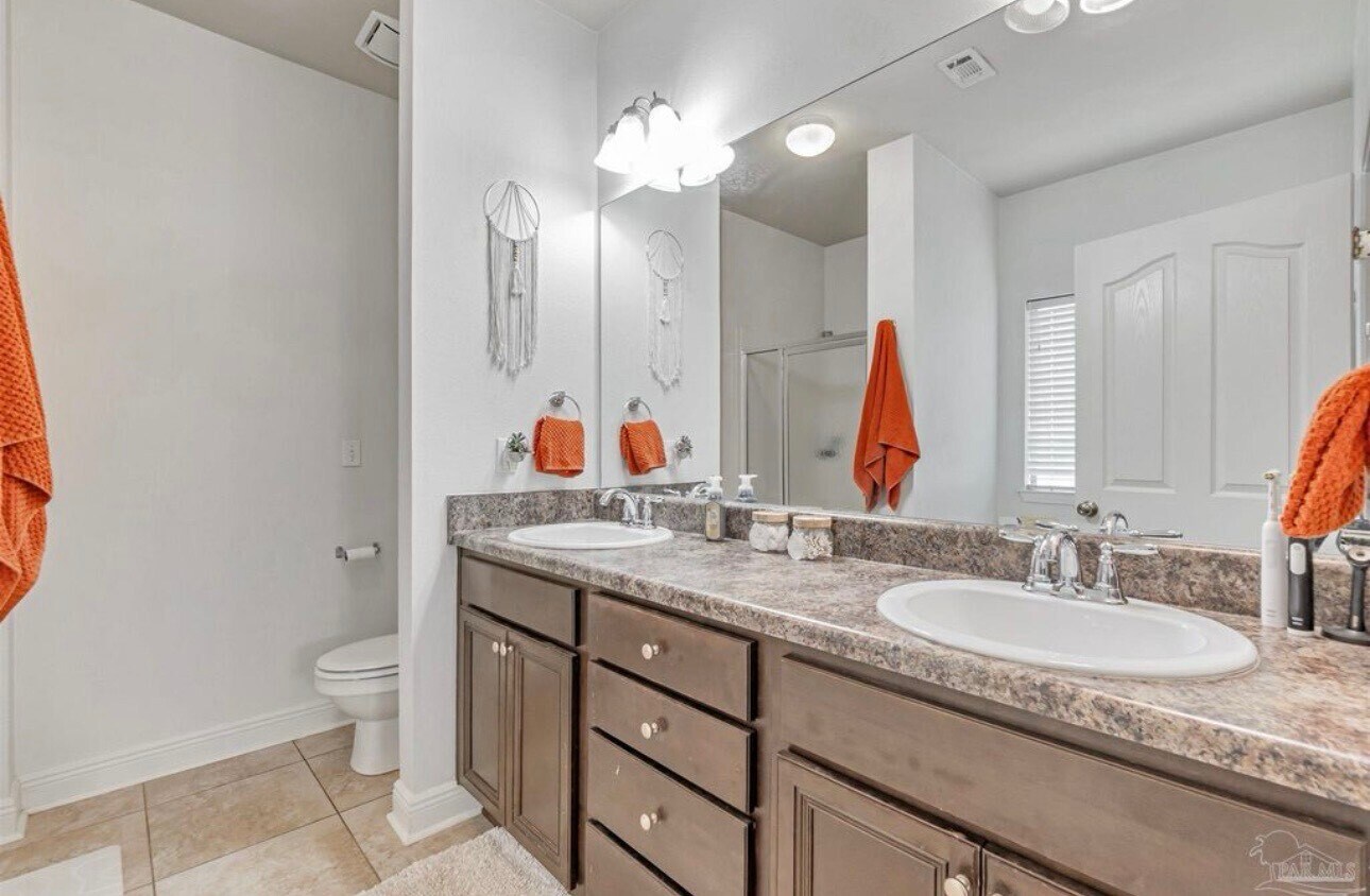 Building Photo - 5811 Rustic Ridge Cir