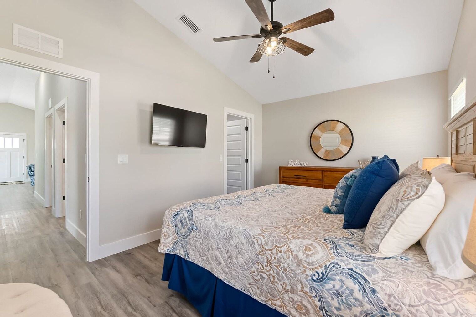 Building Photo - 1000 Josiah St