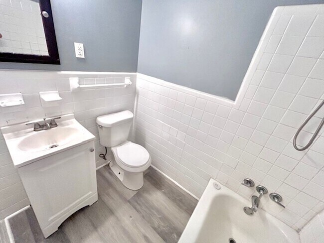 Building Photo - 3218 Teton Dr NW