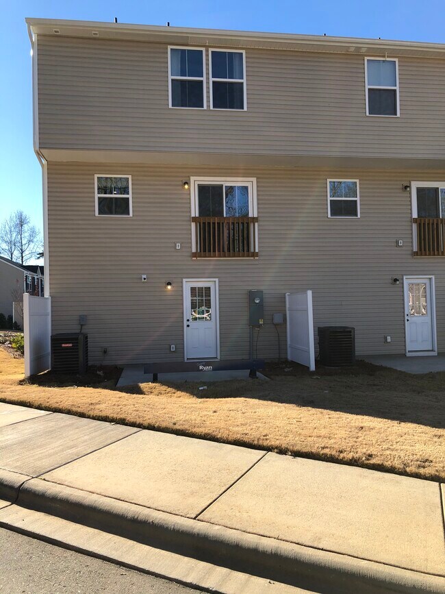 Back View - 5202 Austin Knoll Ct