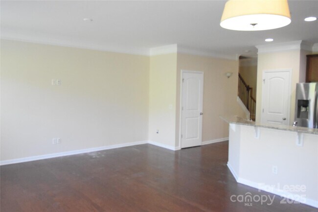 Building Photo - 9620 Camberley Ave NW