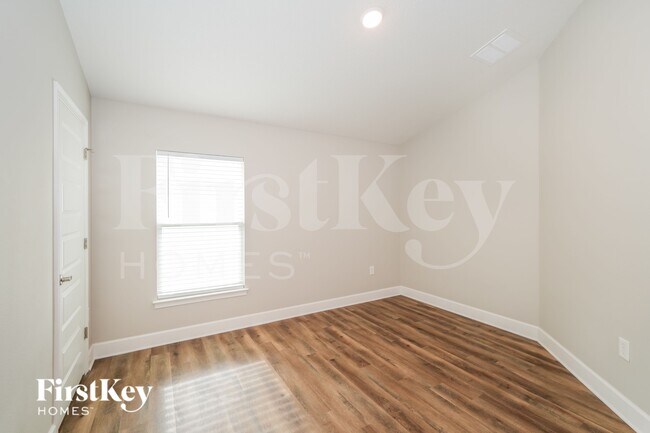 Building Photo - 14428 Potterton Cir