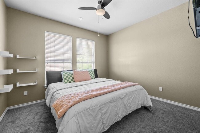 Building Photo - 5004 Valburn Ct