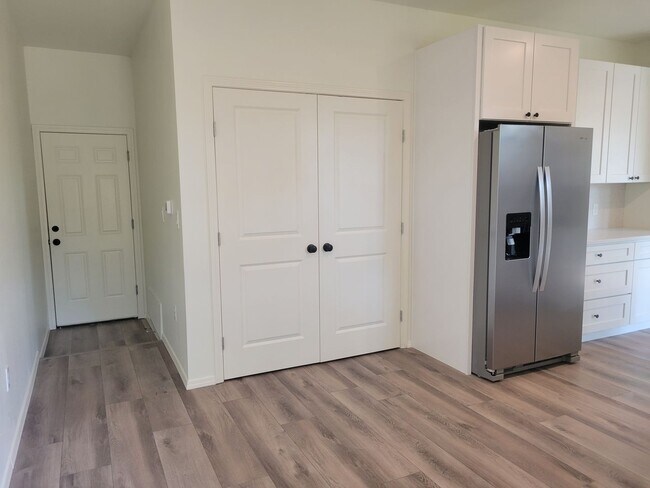 Building Photo - COMING SOON!!!! Gorgeous 2 story home in Granite Shoals