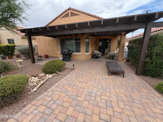Building Photo - 26197 Vista Dr