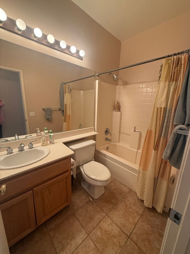 Building Photo - Perfect Encinitas location!