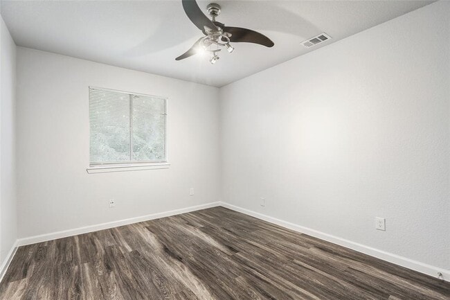 Building Photo - 7415 Vintage Hills Dr