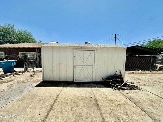Building Photo - 4832 S 37th Ave