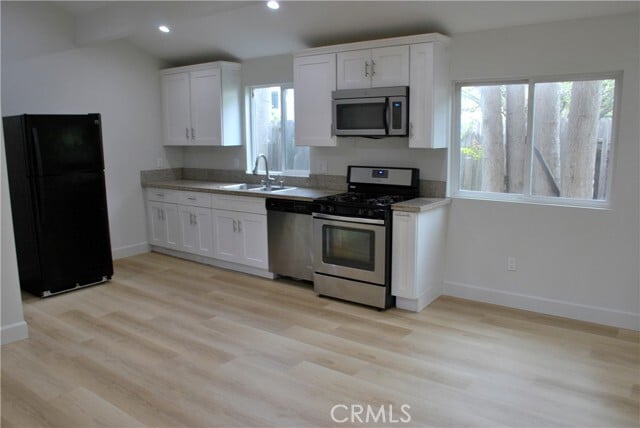 Building Photo - 7053 Corbin Ave
