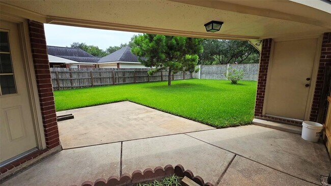 Building Photo - 16918 Ascot Meadow Dr