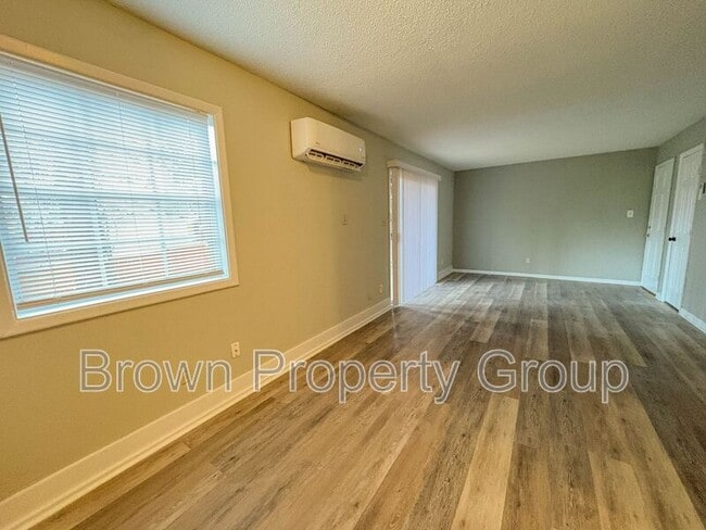 Building Photo - 2462 Bragg Blvd