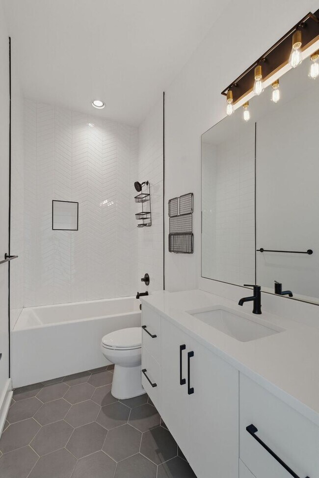 Building Photo - Beautiful 3-BR Property with Rooftop Deck!