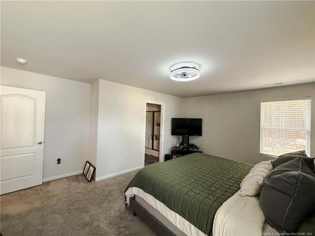 Building Photo - 231 Desert Orchid Cir