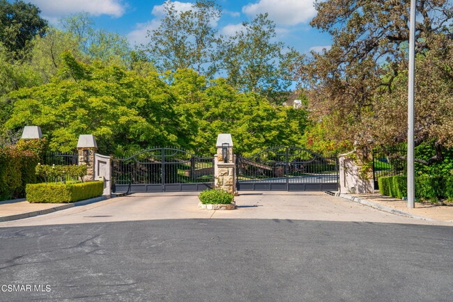 Building Photo - 765 Coral Ridge Ct