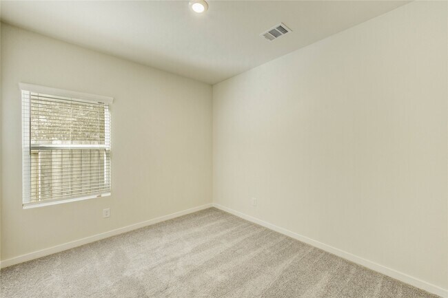 Building Photo - 21526 George Wayne Wy