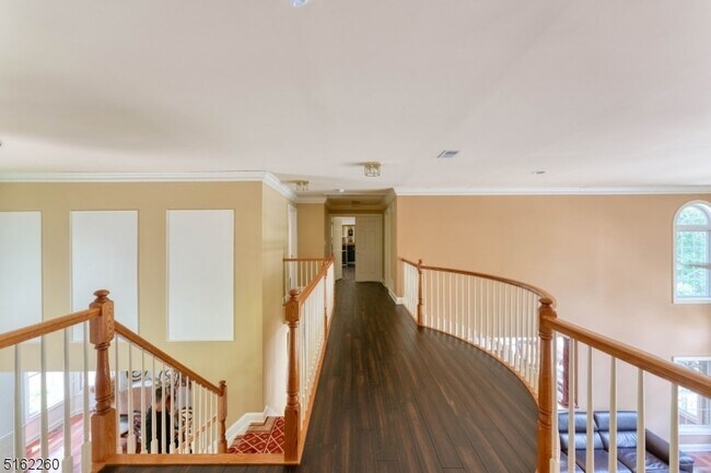 Building Photo - 12 Fieldflower Dr