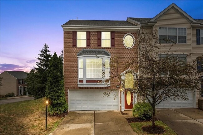 Building Photo - 10528 Forest Hill Dr