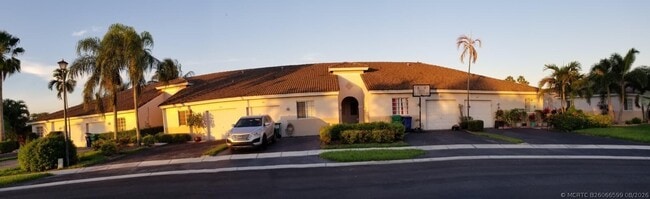 Building Photo - 1861 SW 116th Way