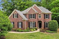 Building Photo - 2058 Woodside Park Dr