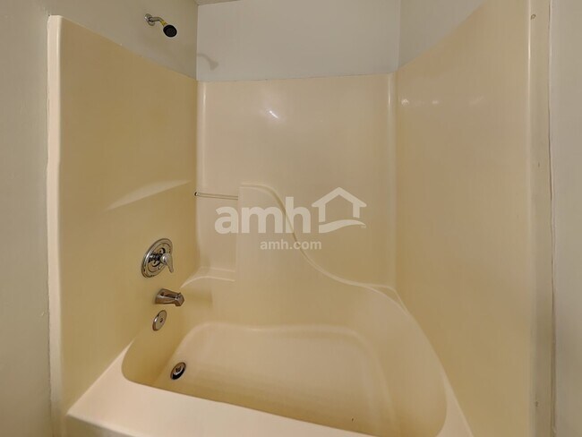 Building Photo - 5824 Downfield Wood Dr