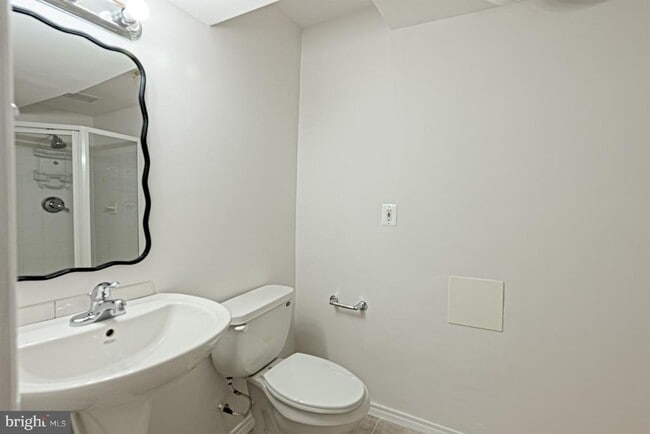 Building Photo - 47174 Chambliss Ct