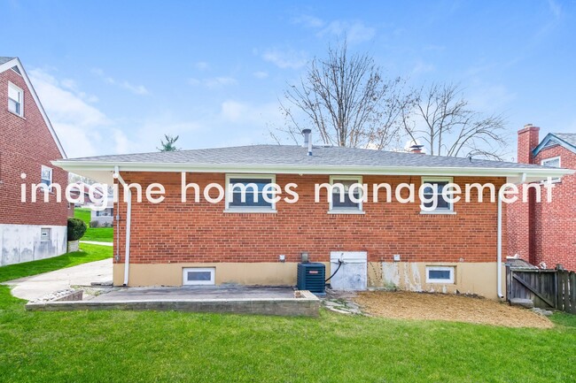 Building Photo - 3 Bedroom Ranch with Finished Basement in ...