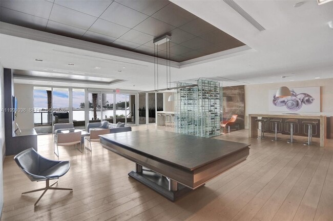 Building Photo - 3535 Hiawatha Ave