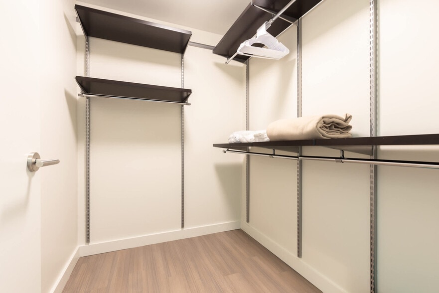 Building Photo - 57-59-59 Belvidere St