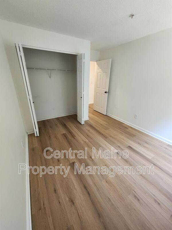 Building Photo - 37 Northern Avenue Heights