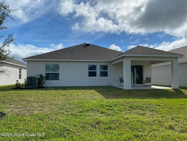 Building Photo - 1186 Dania Cir