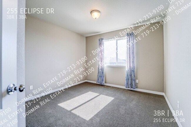 Building Photo - 255 Eclipse Dr