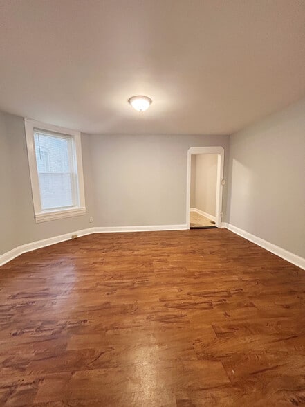 Building Photo - 2512 S 66th St