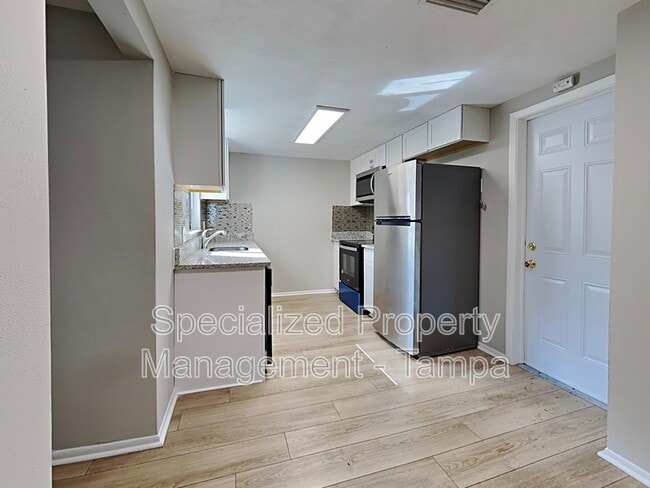 Building Photo - 6116 1st Ave