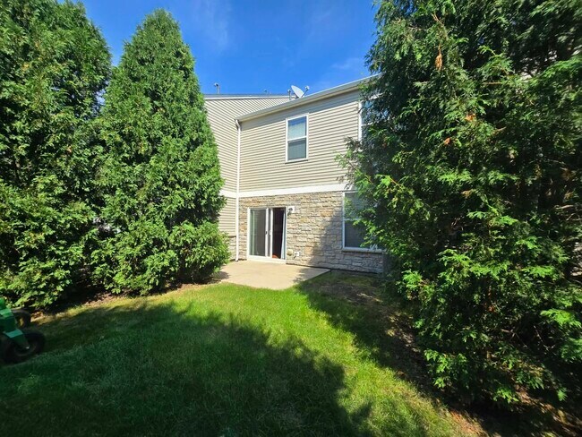 Building Photo - 337 Devoe Dr