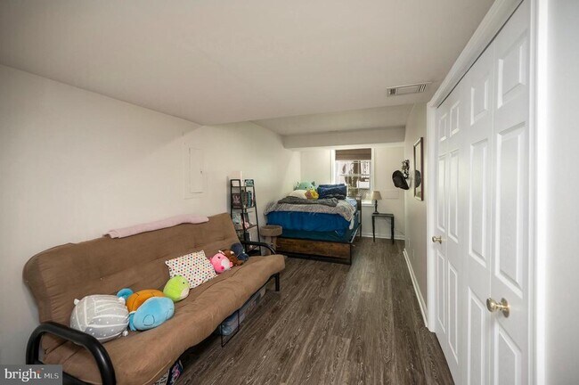 Building Photo - 30 Aurelie Dr