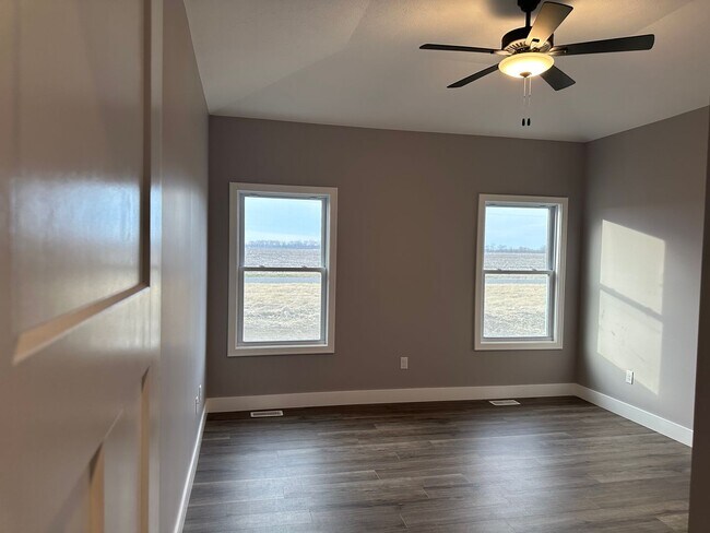 Building Photo - Castles Pines Duplex
