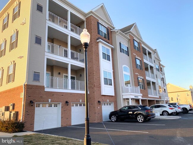 Building Photo - 5333 Palomino Ct