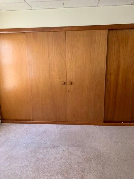 Building Photo - 814 Green Ridge St